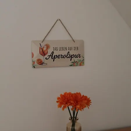 Aperolgasse * Rottingen
